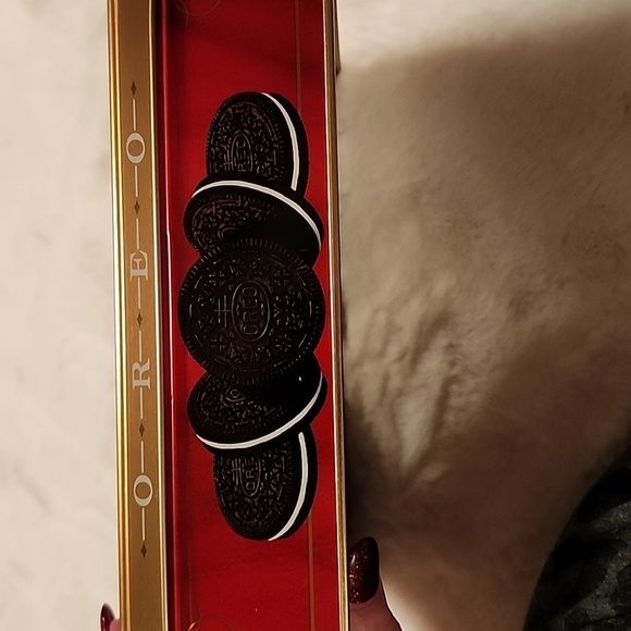 OREO ๐ UNLOCK THE MAGIC TIN CAN VINTAGE - Picture 5 of 8